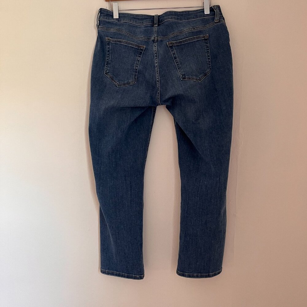 Maternity Inset Panel Cheeky Straight Jeans - Picture 7 of 7